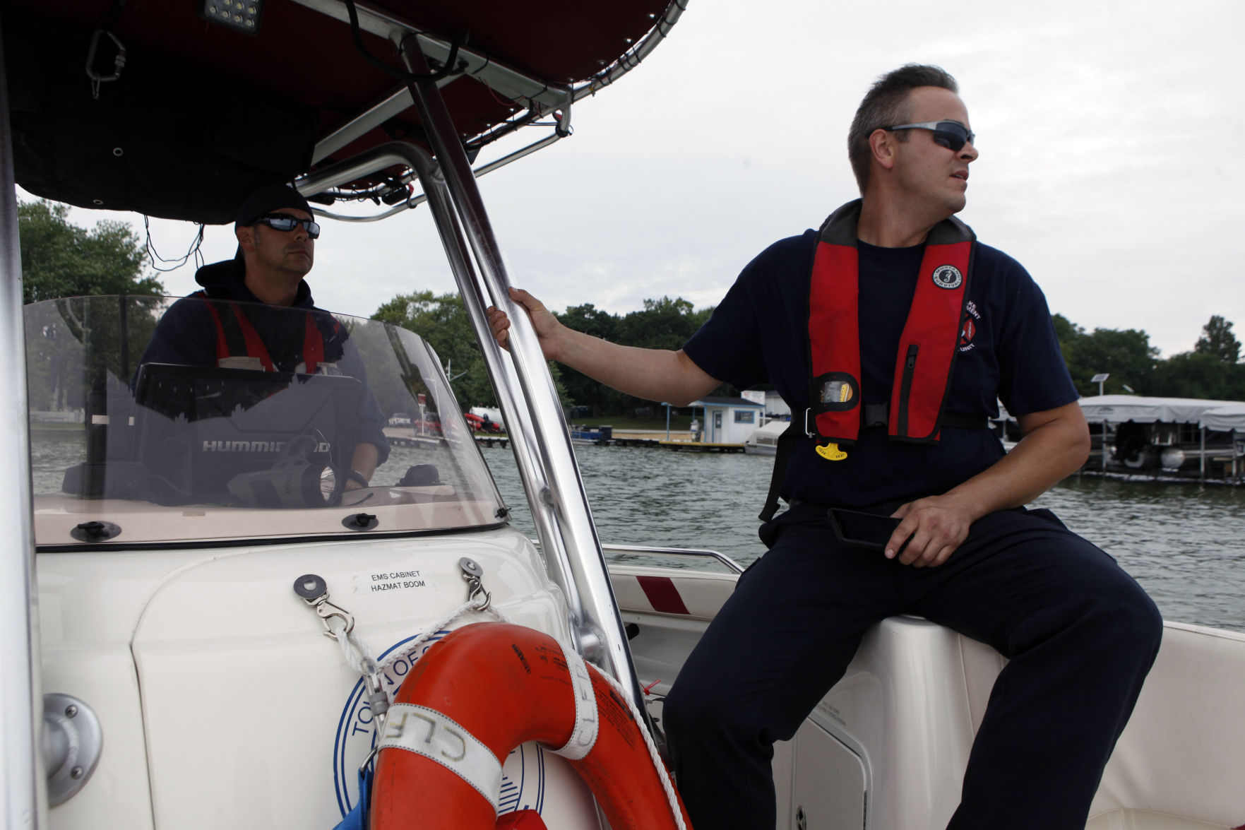 Gallery: Dive crews train on Cedar Lake